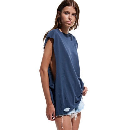 OVERSIZED SLEEVELESS T-SHIRT